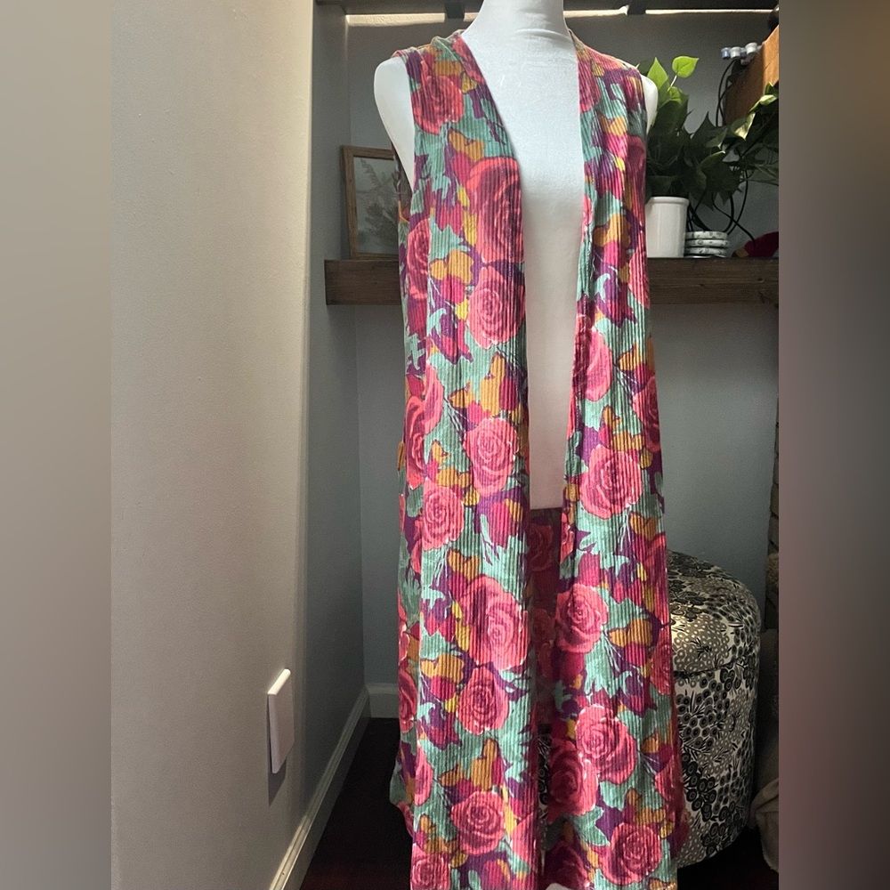 LuLaRoe Joy Multicolor Knit Garment
